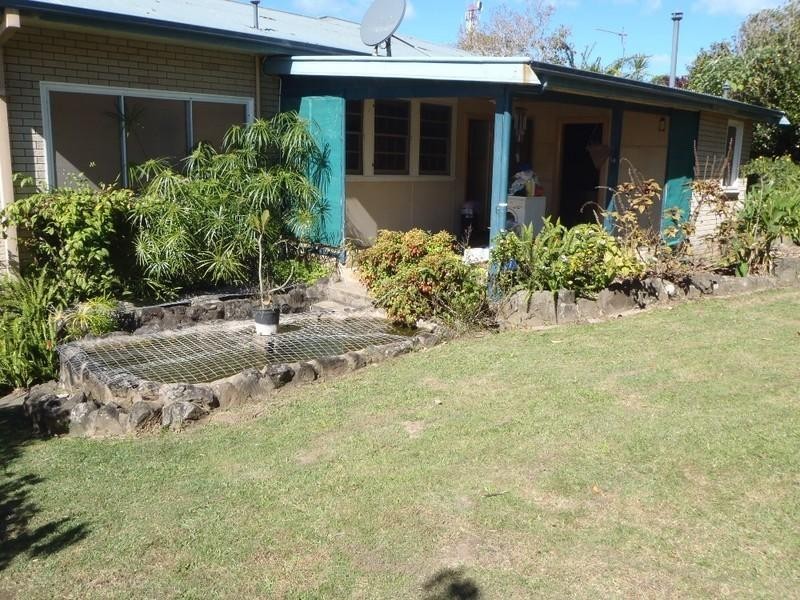 75 Azalea Avenue, Coffs Harbour NSW 2450