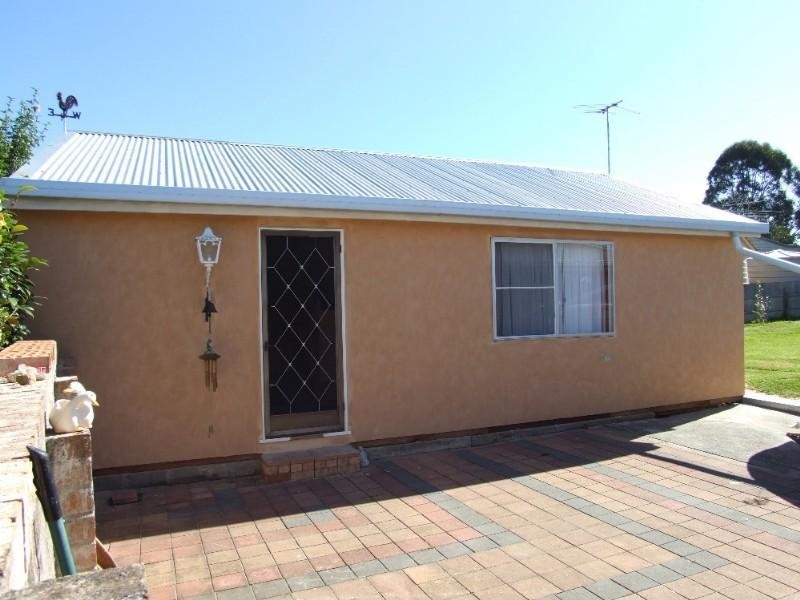 2 Short Street, Lowanna NSW 2450