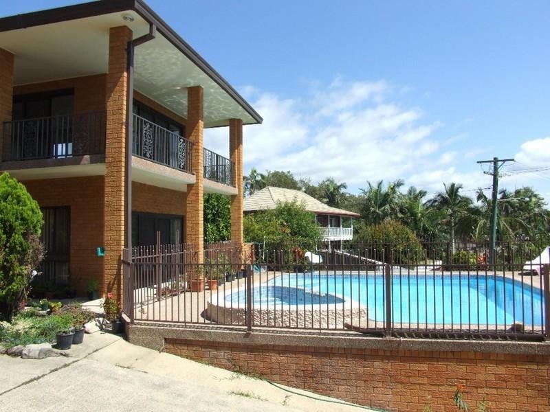 20 Ocean View Crescent, Emerald Beach NSW 2456