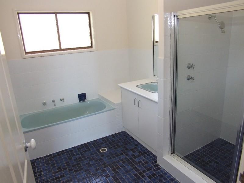 20 Ocean View Crescent, Emerald Beach NSW 2456