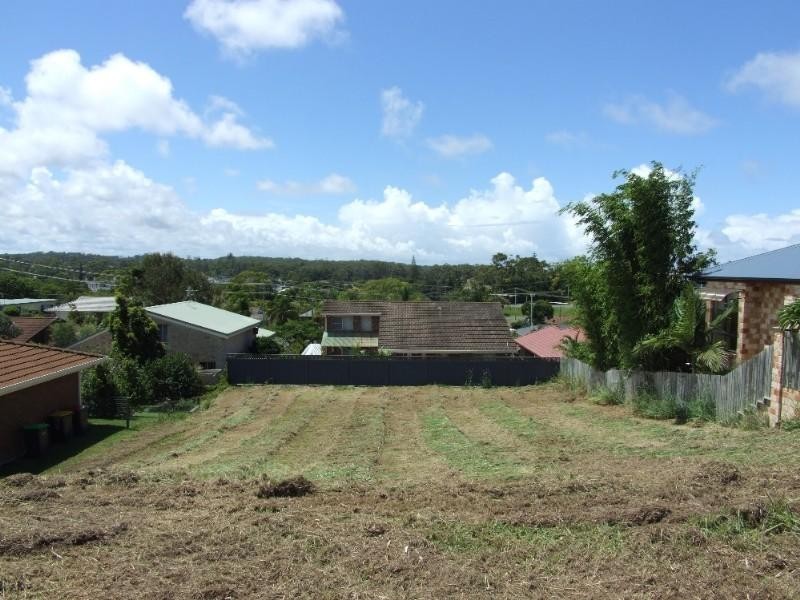 9 Barnes Crescent, Woolgoolga NSW 2456