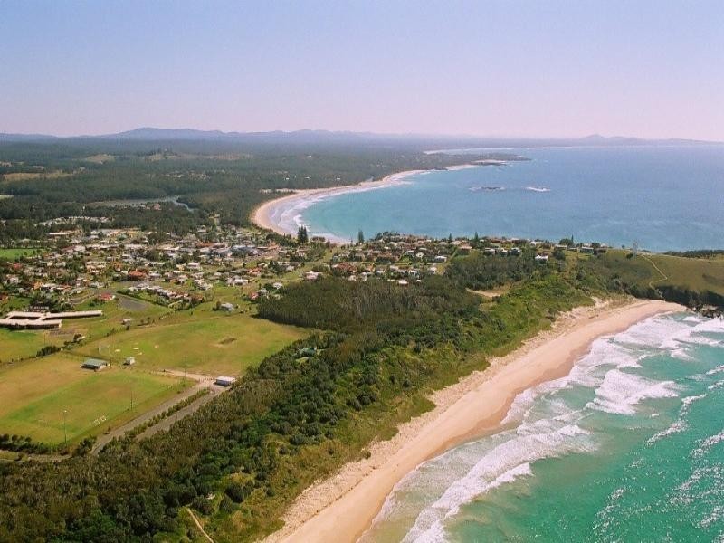 9 Barnes Crescent, Woolgoolga NSW 2456