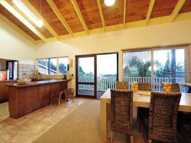48 Dammerel Crescent, Emerald Beach NSW 2456