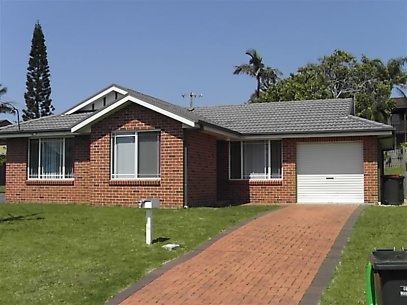 42 Bluegum Avenue, Sandy Beach NSW 2456