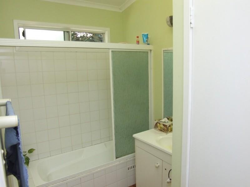 27A Nariah Crescent, Toormina NSW 2452