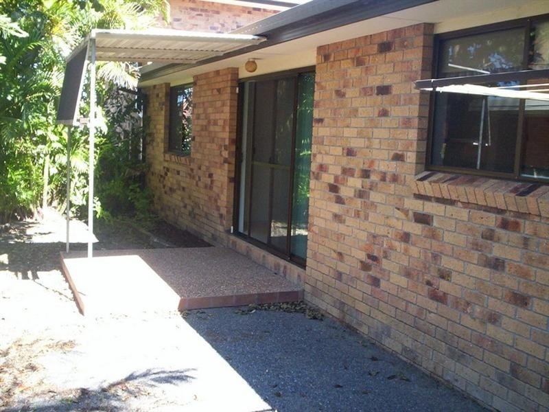 2/17 Lalaguli Drive, Toormina NSW 2452