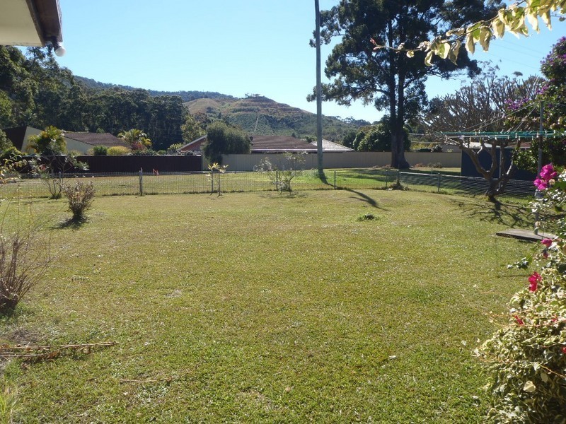 51 Green Lea Crescent, Coffs Harbour NSW 2450
