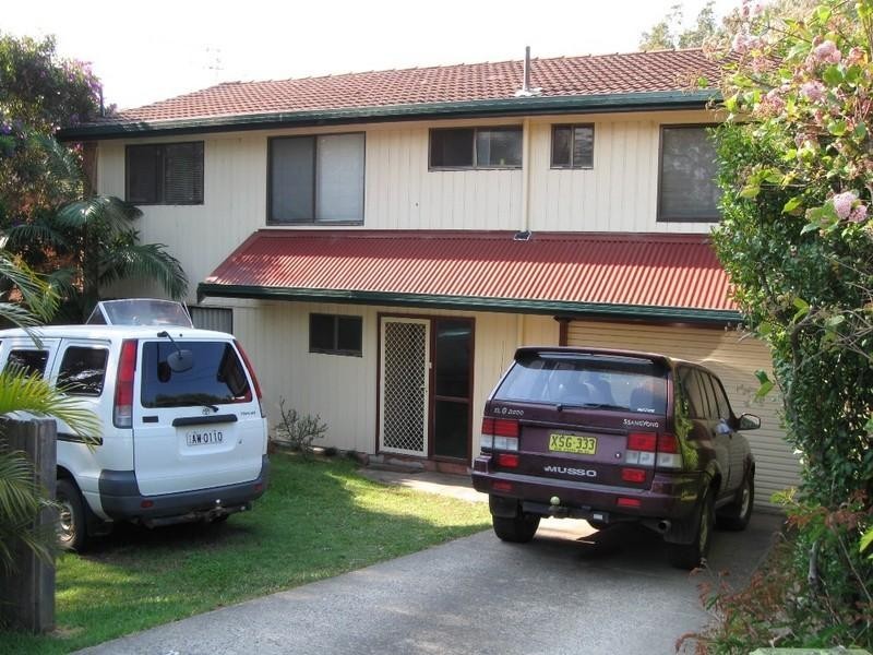 11 Lights Street, Emerald Beach NSW 2456