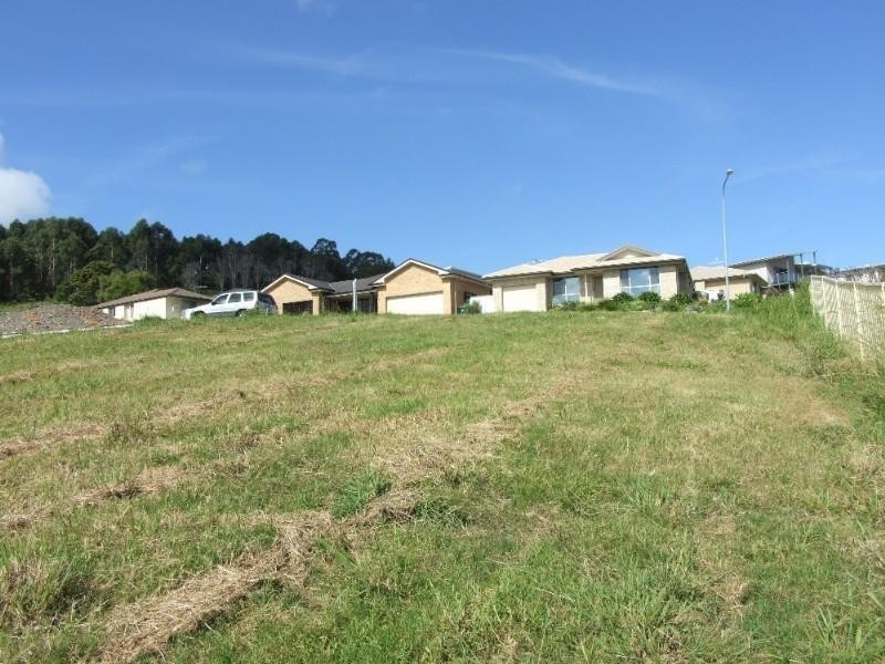 8 Patmos Drive, Coffs Harbour NSW 2450