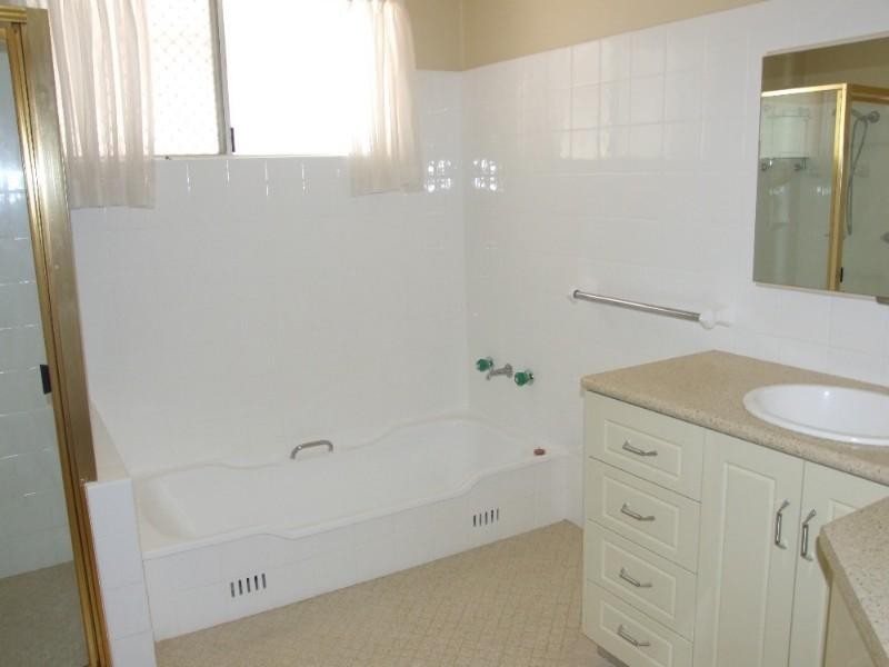 8 Eugourie Close, Coffs Harbour NSW 2450