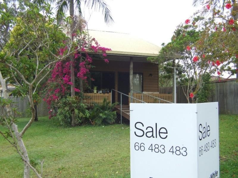 35 Turpentine Avenue, Sandy Beach NSW 2456