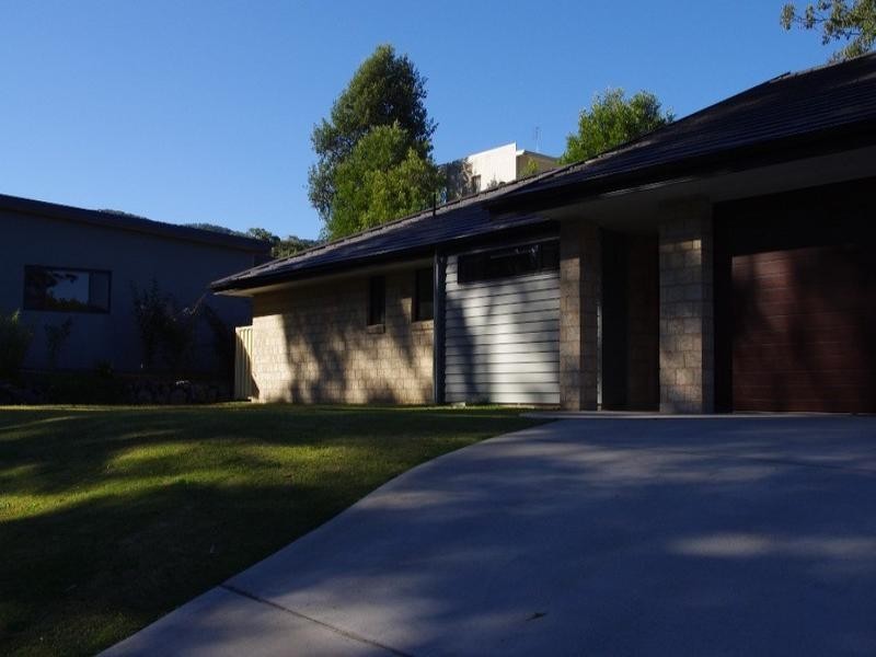 8 Agave Grove, Coffs Harbour NSW 2450