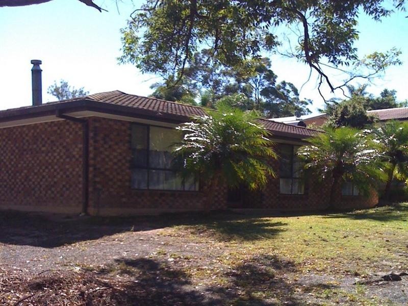 1 Willow Place, Sandy Beach NSW 2456