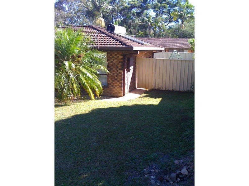 1 Willow Place, Sandy Beach NSW 2456