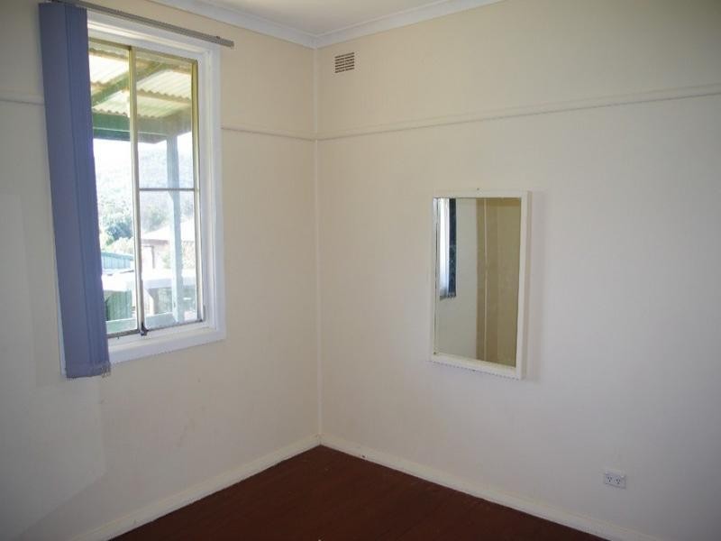 17 Weir Street, Nana Glen NSW 2450