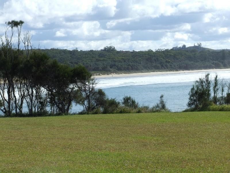 2 Arthur Street, Woolgoolga NSW 2456