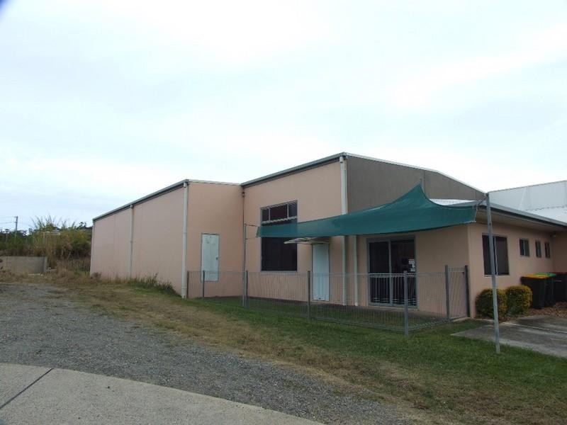 8 Hawke Drive, Woolgoolga NSW 2456