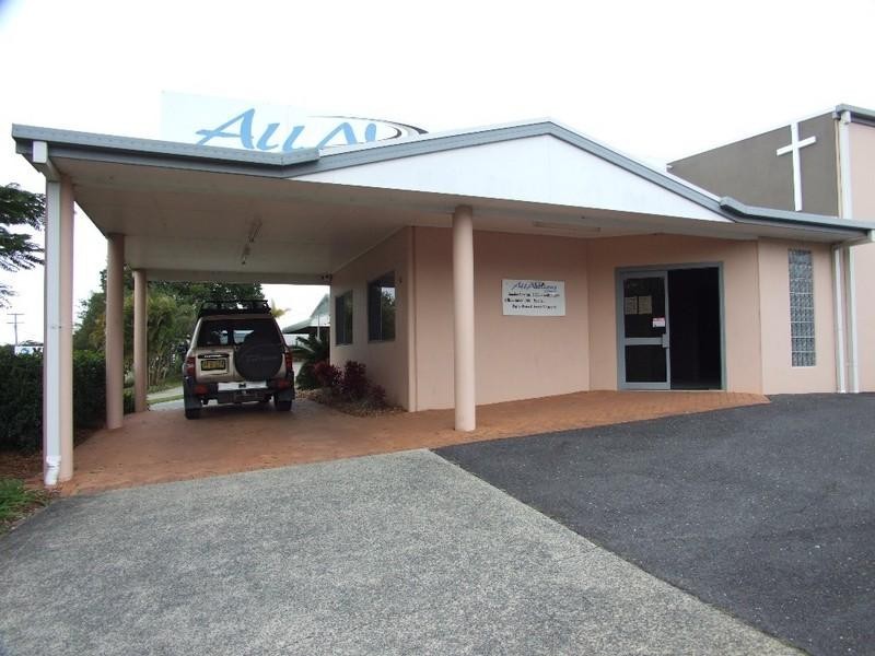 8 Hawke Drive, Woolgoolga NSW 2456