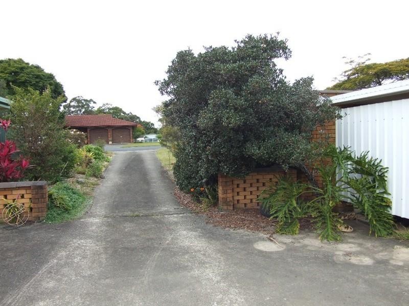 16 Taloumbi Road, Coffs Harbour NSW 2450