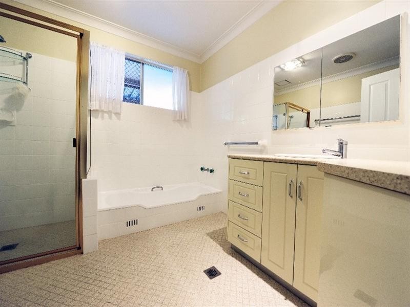 8 Eugourie Close, Coffs Harbour NSW 2450