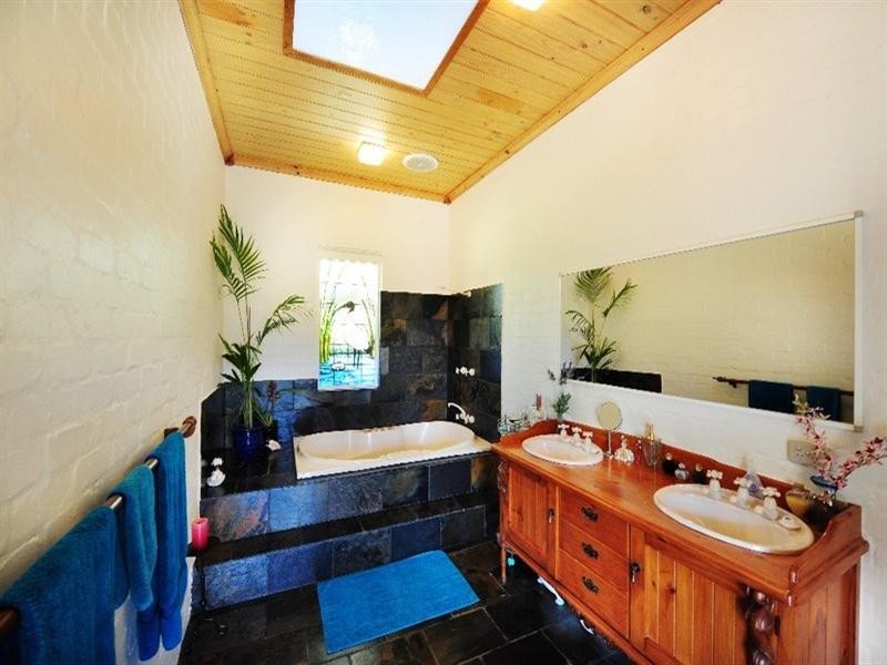 51 John Locke Place, Gleniffer NSW 2454