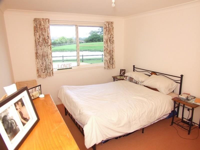 33 Faviell Drive, Bonville NSW 2441