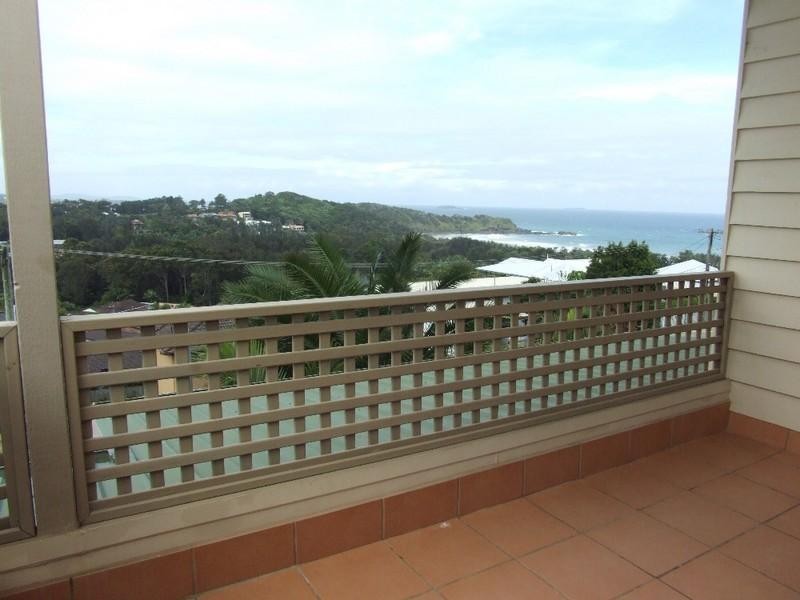 15 Clarence Crescent, Coffs Harbour NSW 2450