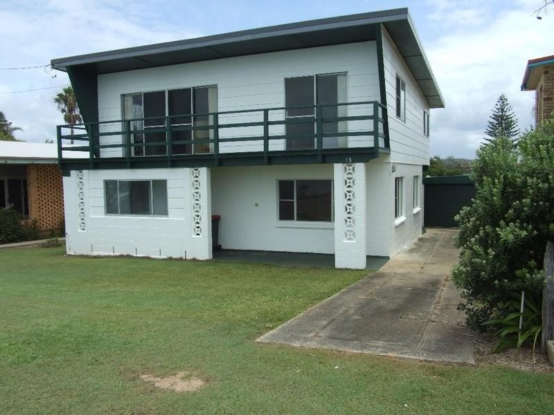 15 Third Avenue, Arrawarra Headland NSW 2456