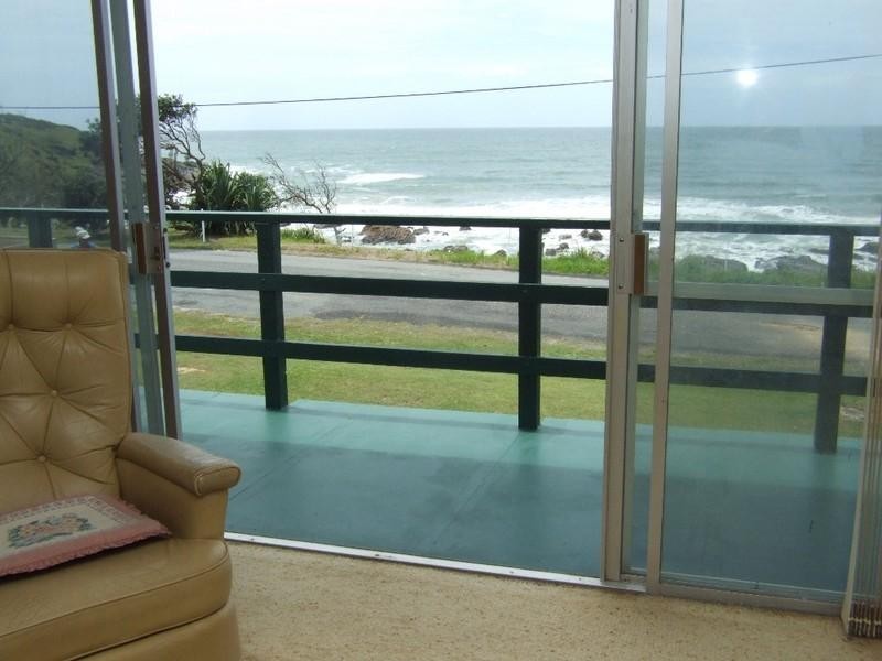 15 Third Avenue, Arrawarra Headland NSW 2456