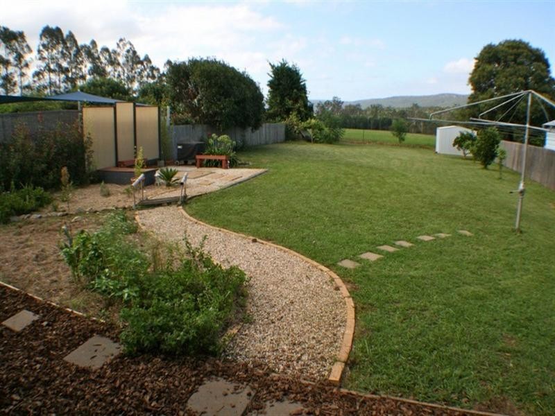 9 Weir Street, Nana Glen NSW 2450