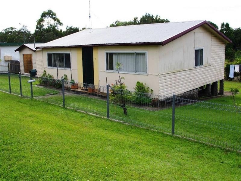 14 Lourdes Avenue, Urunga NSW 2455