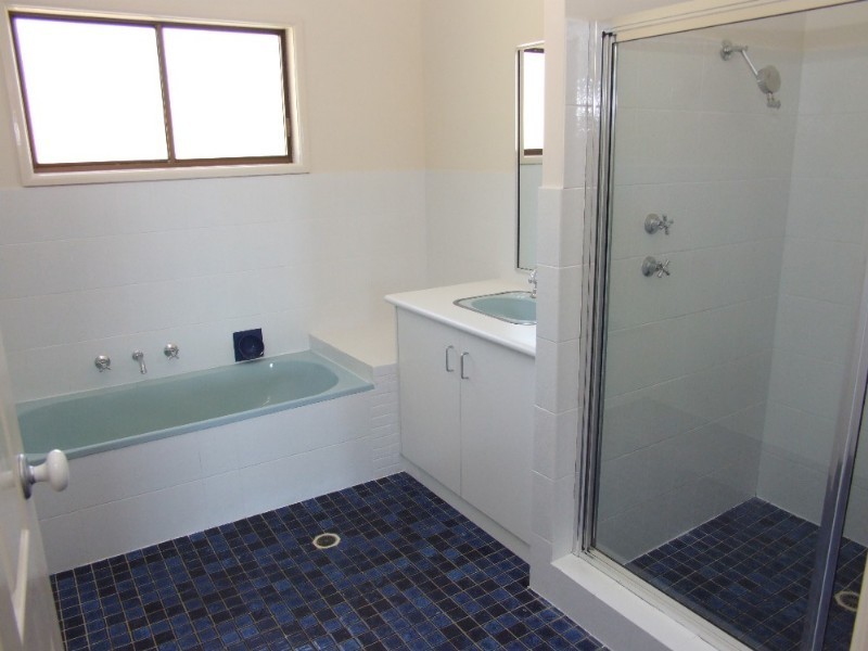 20 Ocean View Crescent, Emerald Beach NSW 2456