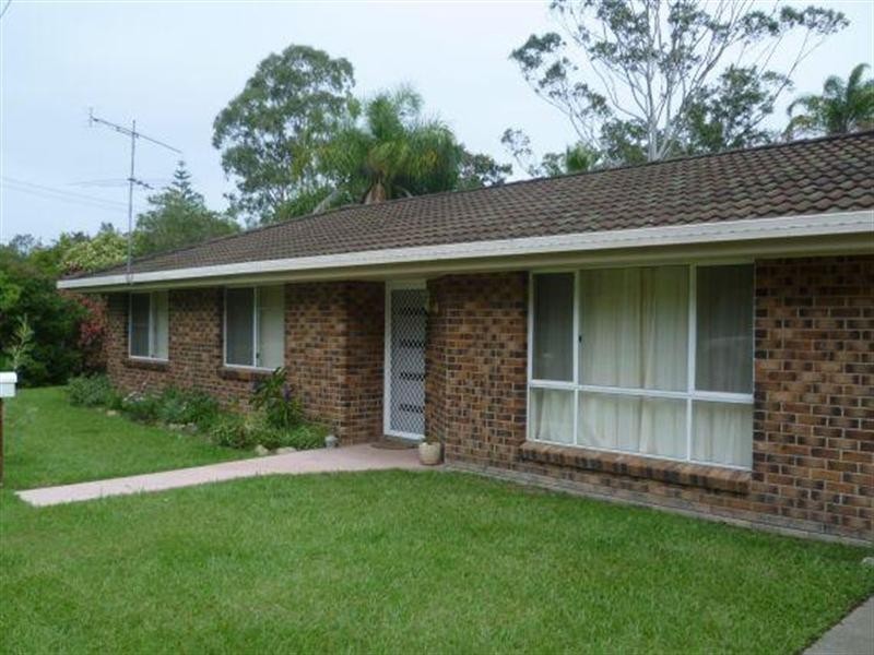1 Banksia Close, Sandy Beach NSW 2456