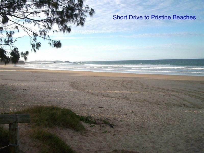 1 Banksia Close, Sandy Beach NSW 2456