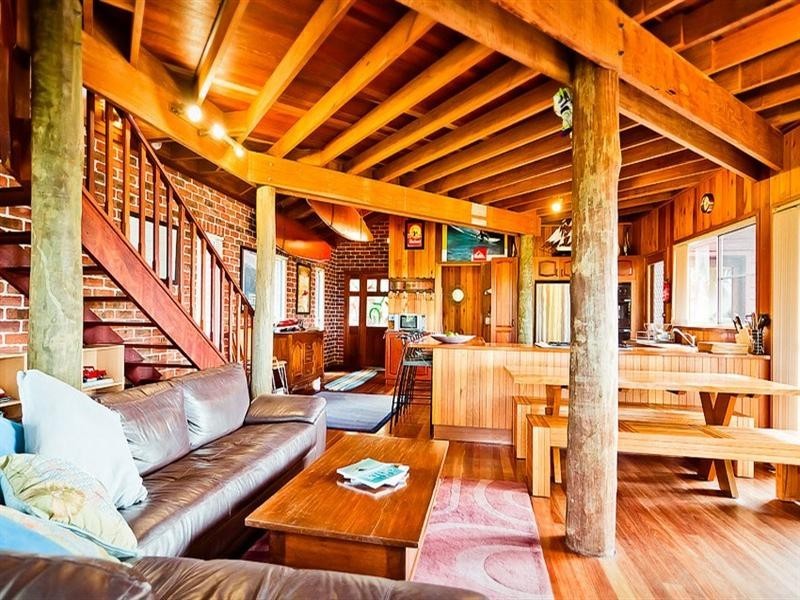 14 Headland Road, Arrawarra Headland NSW 2456