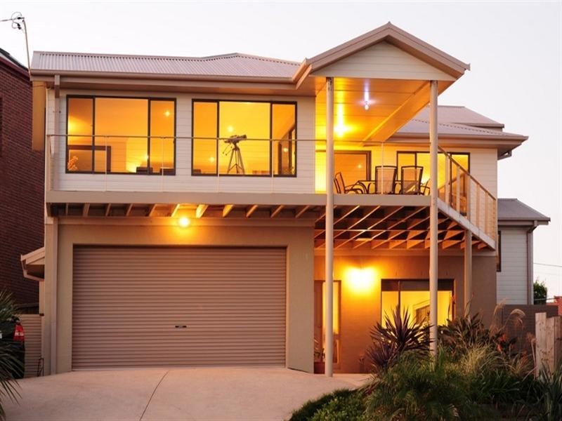 6 Lighthouse Crescent, Emerald Beach NSW 2456