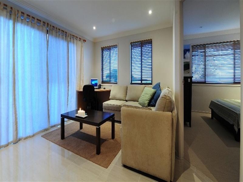 6 Lighthouse Crescent, Emerald Beach NSW 2456