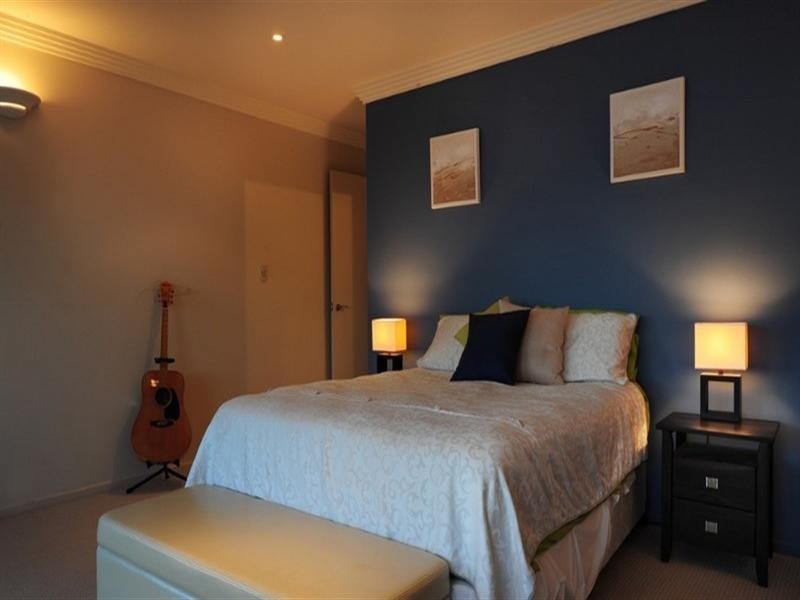 6 Lighthouse Crescent, Emerald Beach NSW 2456