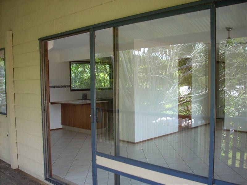 8 Turpentine Avenue, Sandy Beach NSW 2456