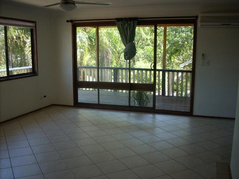 8 Turpentine Avenue, Sandy Beach NSW 2456