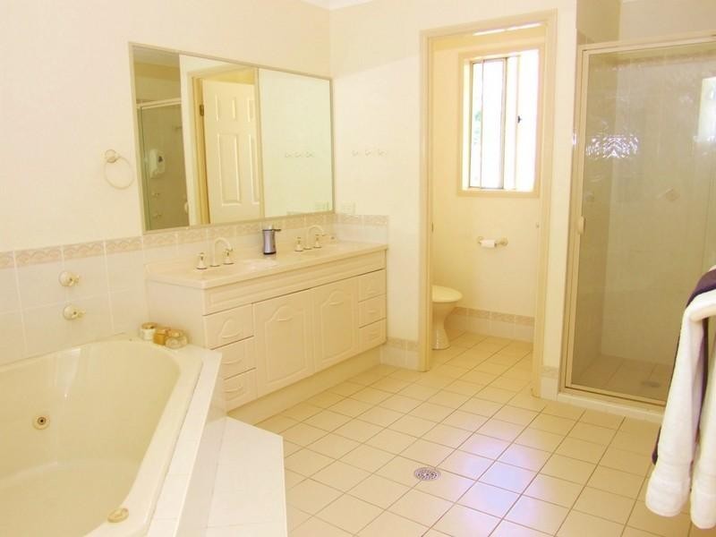 5 Frangipani Place, Coffs Harbour NSW 2450