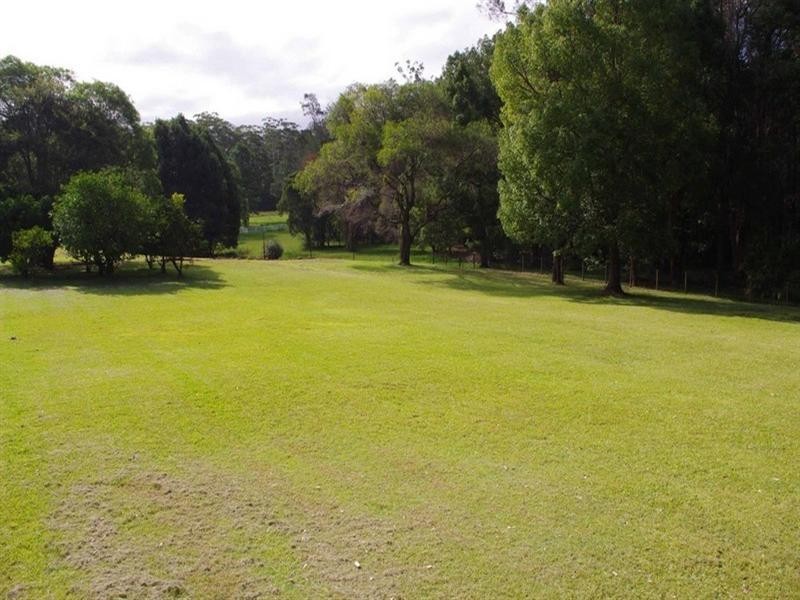 4 Forest Oak Drive, Bonville NSW 2441