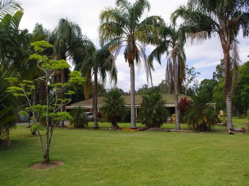 4 Forest Oak Drive, Bonville NSW 2441