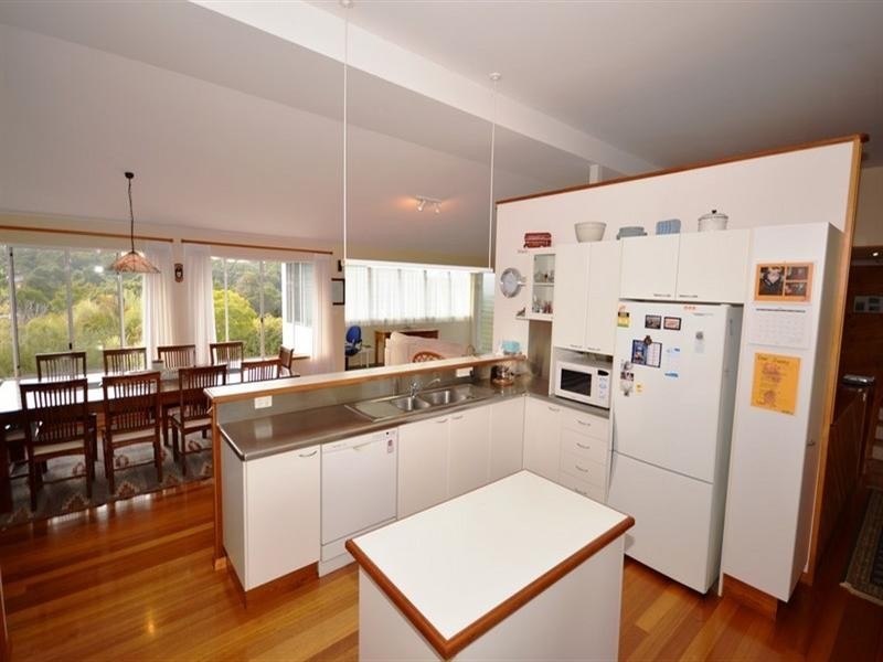 13 Woodland Hill Drive, Coffs Harbour NSW 2450