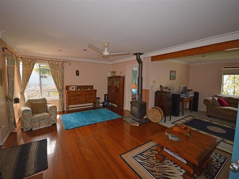 19 Beach Road, Sapphire Beach NSW 2450