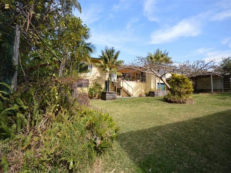 19 Beach Road, Sapphire Beach NSW 2450