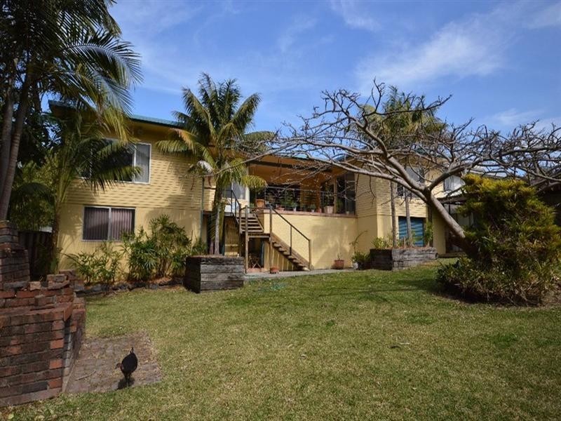 19 Beach Road, Sapphire Beach NSW 2450
