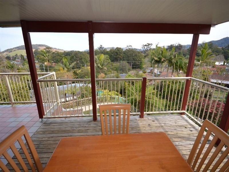 31 Perry Drive, Coffs Harbour NSW 2450
