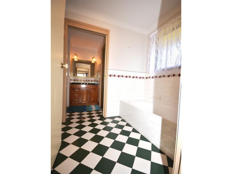 25 Moseley Drive, Boambee East NSW 2452