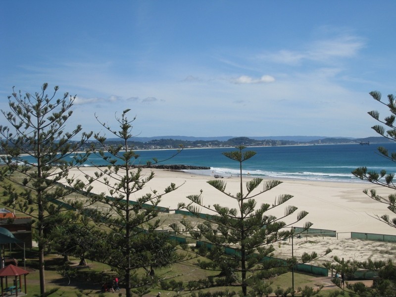 Coolangatta QLD 4225